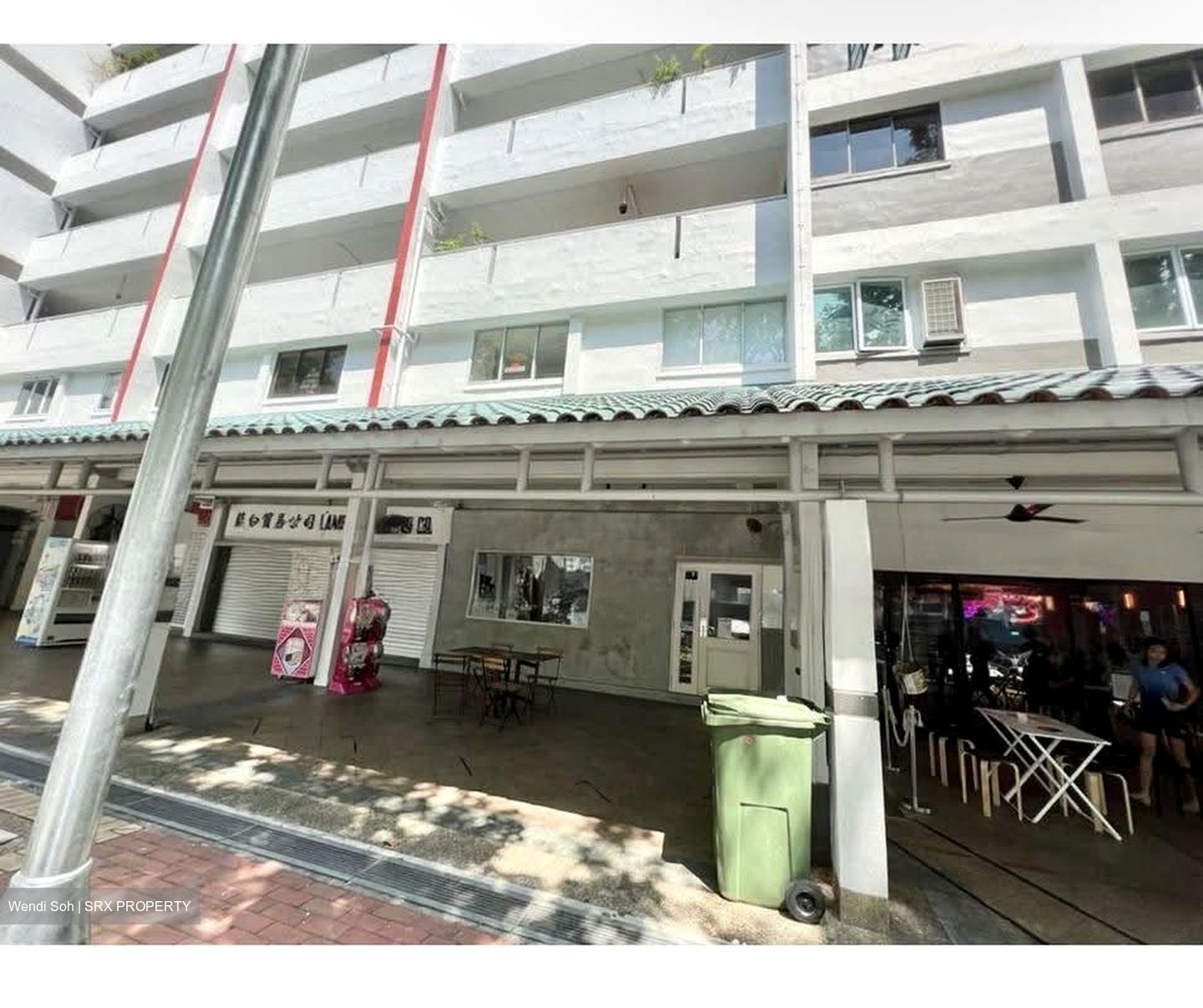 Hougang Avenue 1 (D19), Shop House #631494631